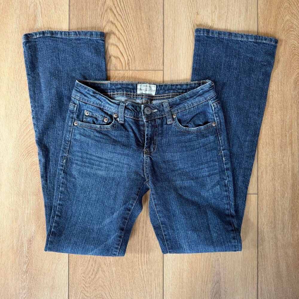 Aeropostale Low Rise Bootcut Jeans Juniors 1/2 Short Medium Wash Y2K